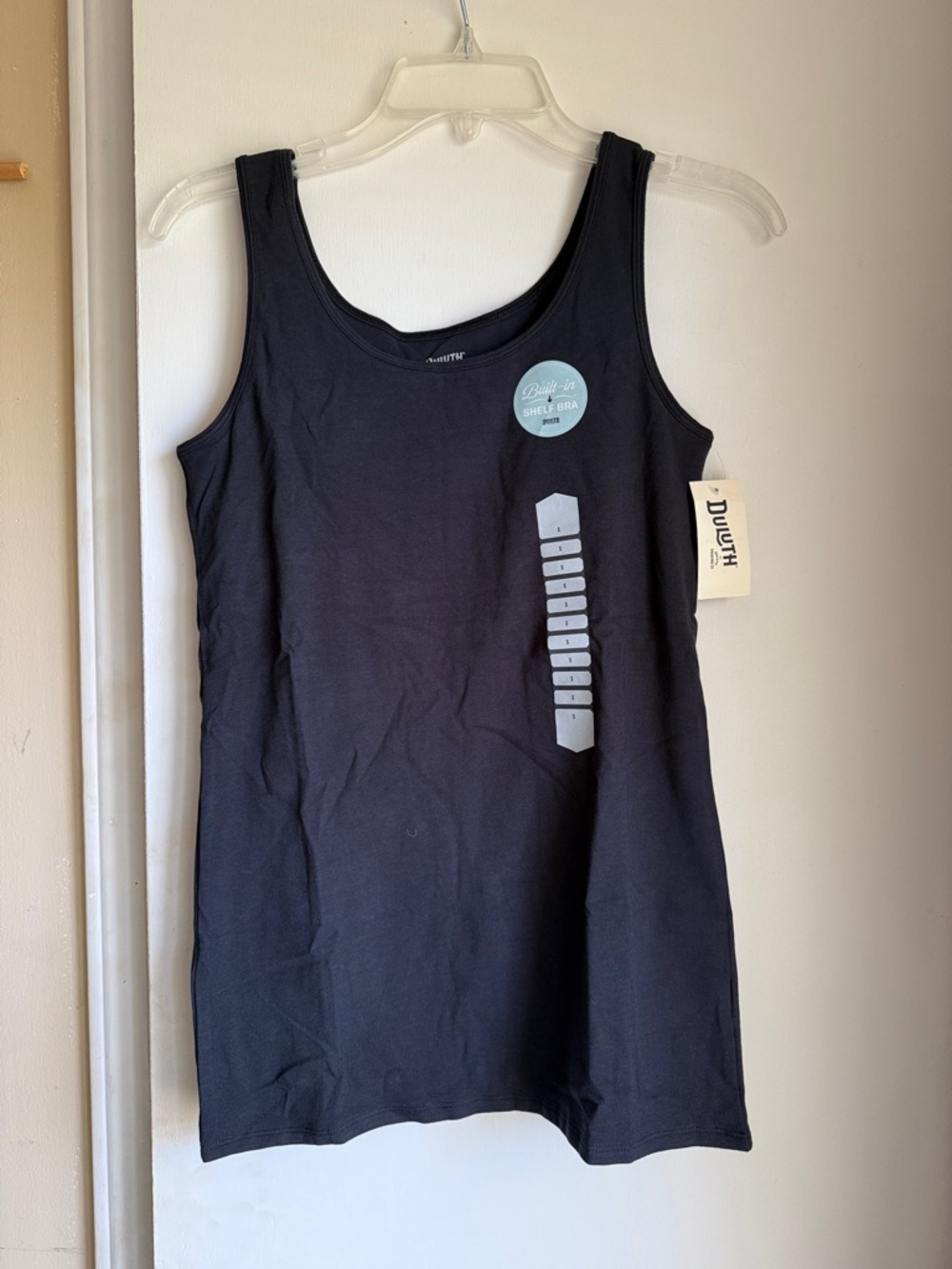Duluth No-Yank Tank NWT Black Tank Top With Shelf Bra